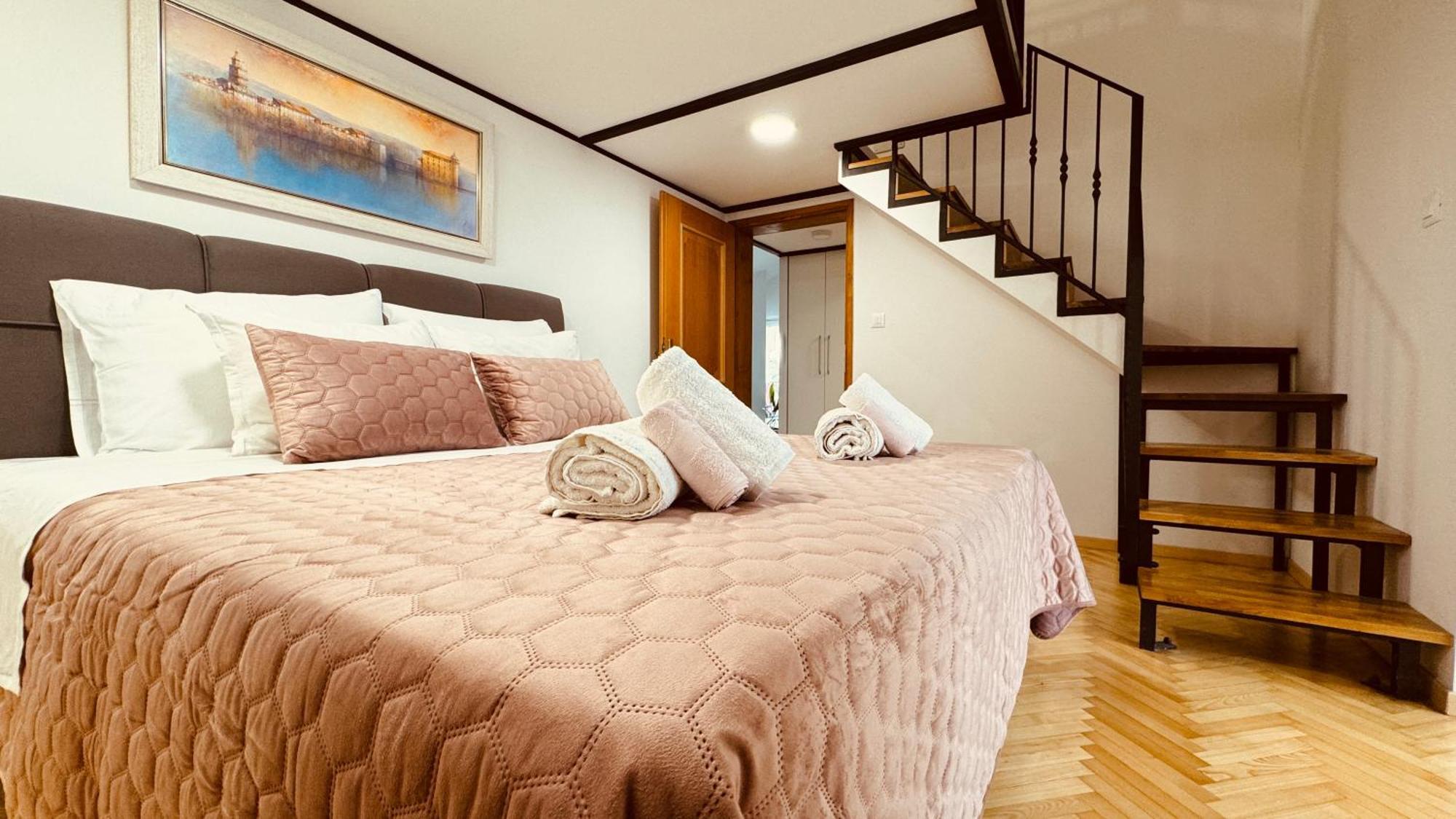 Penthouse Lapis Apartment Сплит Екстериор снимка